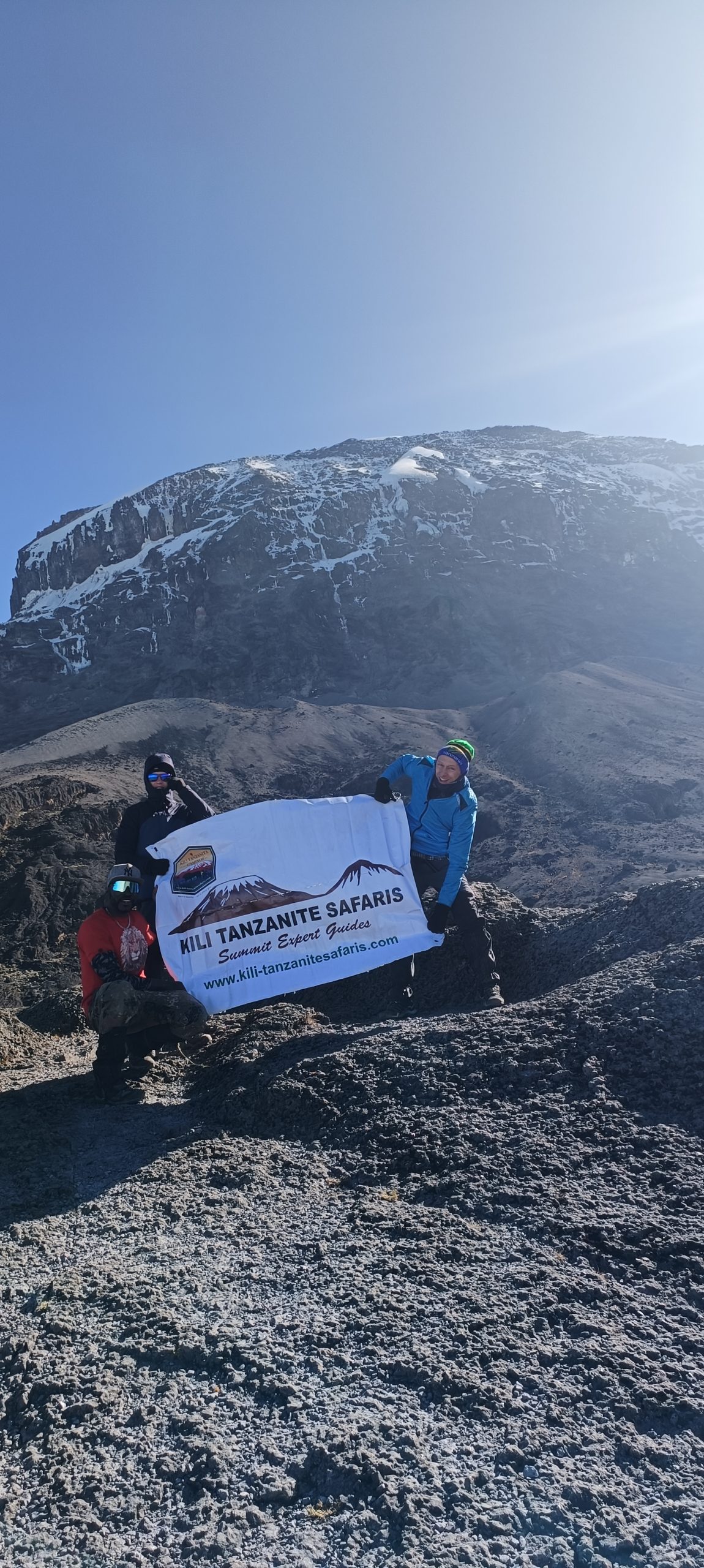 kili-tanzanitesafaris.com A portal for booking Kili tours